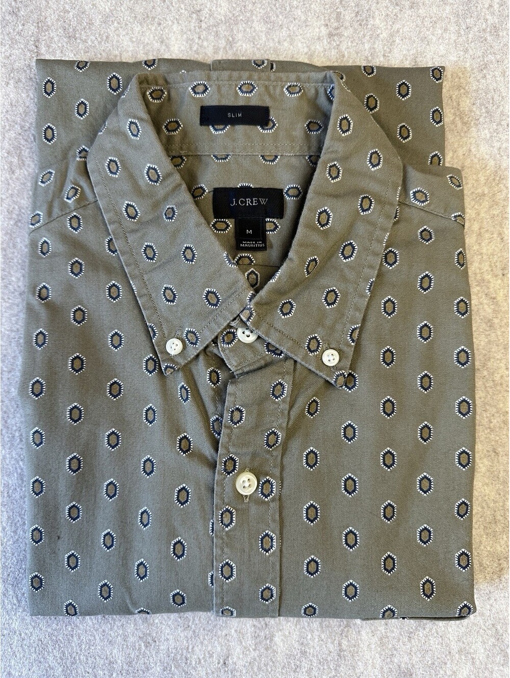 J Crew Slim Fit 100% Cotton Button Shirt Men's Medium Olive Geometric Diamond